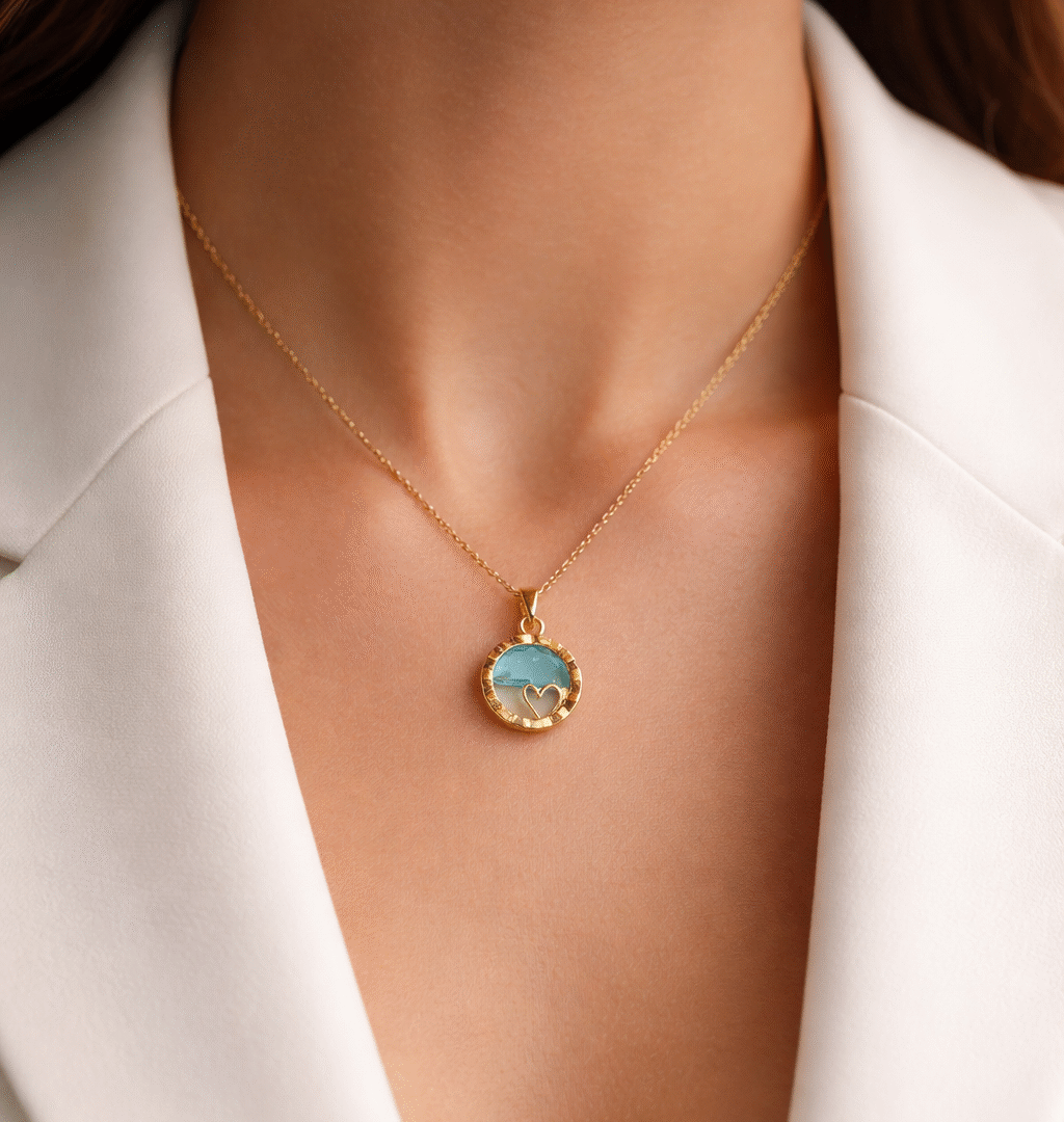 Anti-Tarnish Gold Plated Heart Charm Blue Stone Chain Pendant for Women